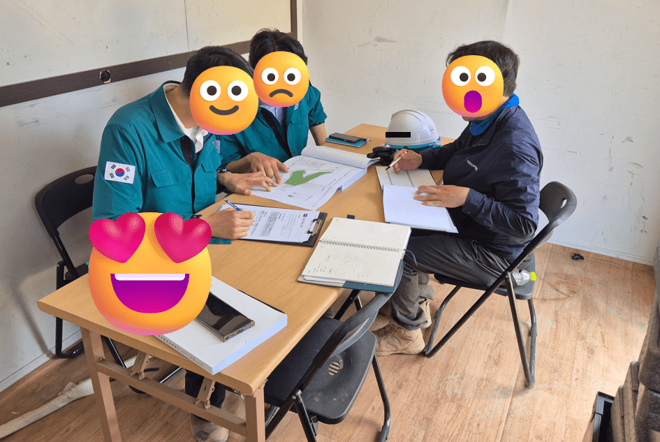 재해영향평가 협의 기준 5단계 절차 총정리, 산을 깍아서 아파트를 지어도 문제 없는 이유 6 재해영향평가 현장 서류점검 실시 모습