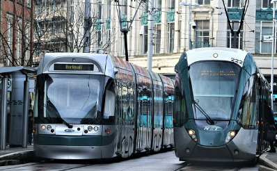 BRT 뜻과 트램 차이, 도로 위 지하철이라 불리는 이유 3 트램 BRT 차이 - 궤도여부